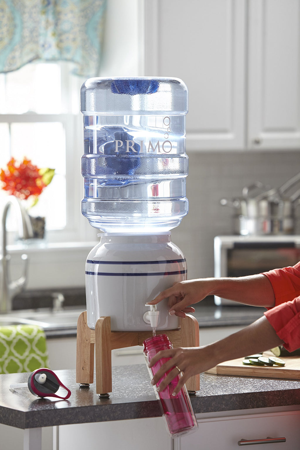 Ceramic Countertop Water Jug Dispenser with Stand V9540