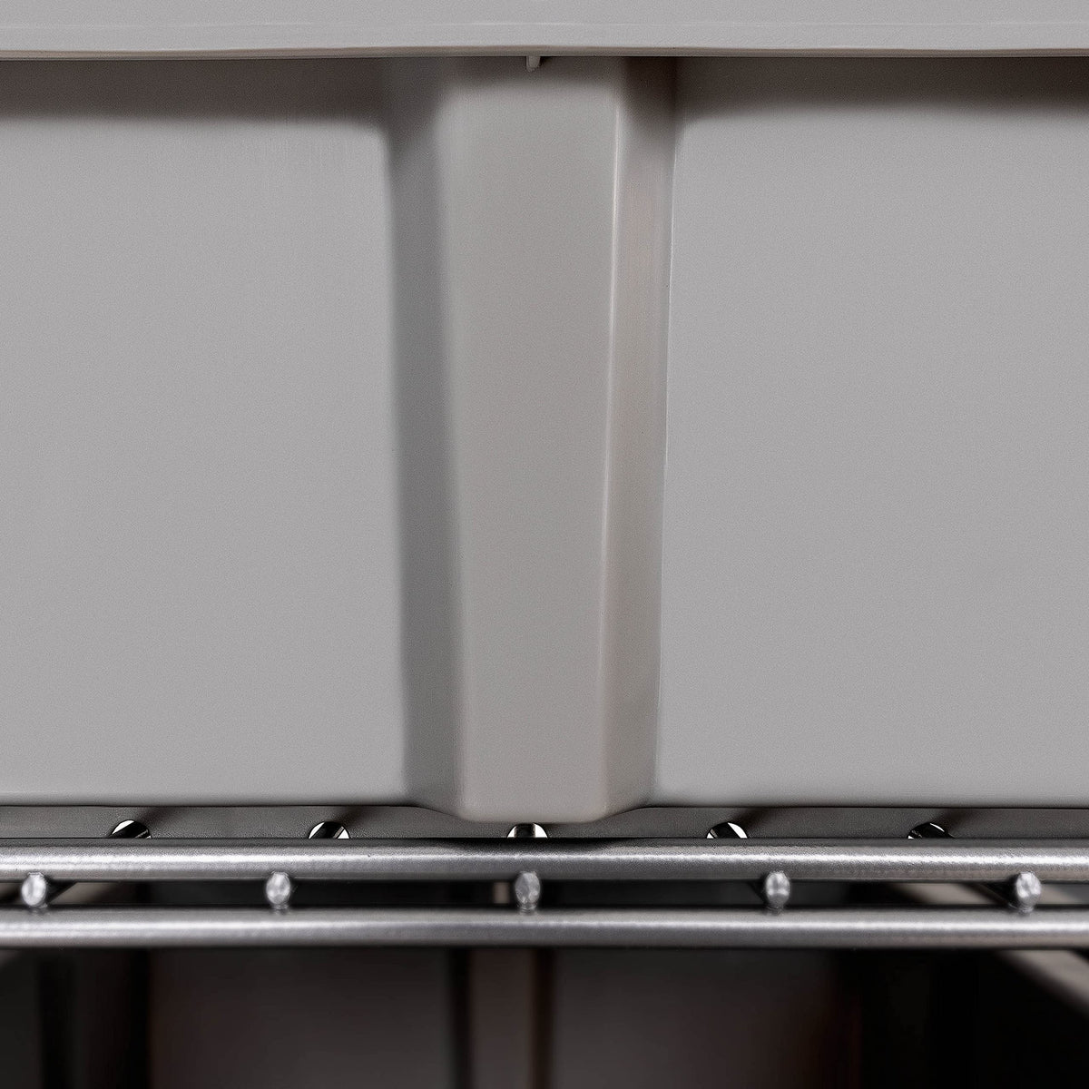 7-Tier 16-Bin Steel Wire Shelving Rack A62967